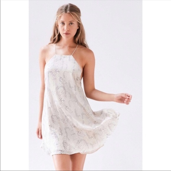 UO DRESS - Picture 2 of 6